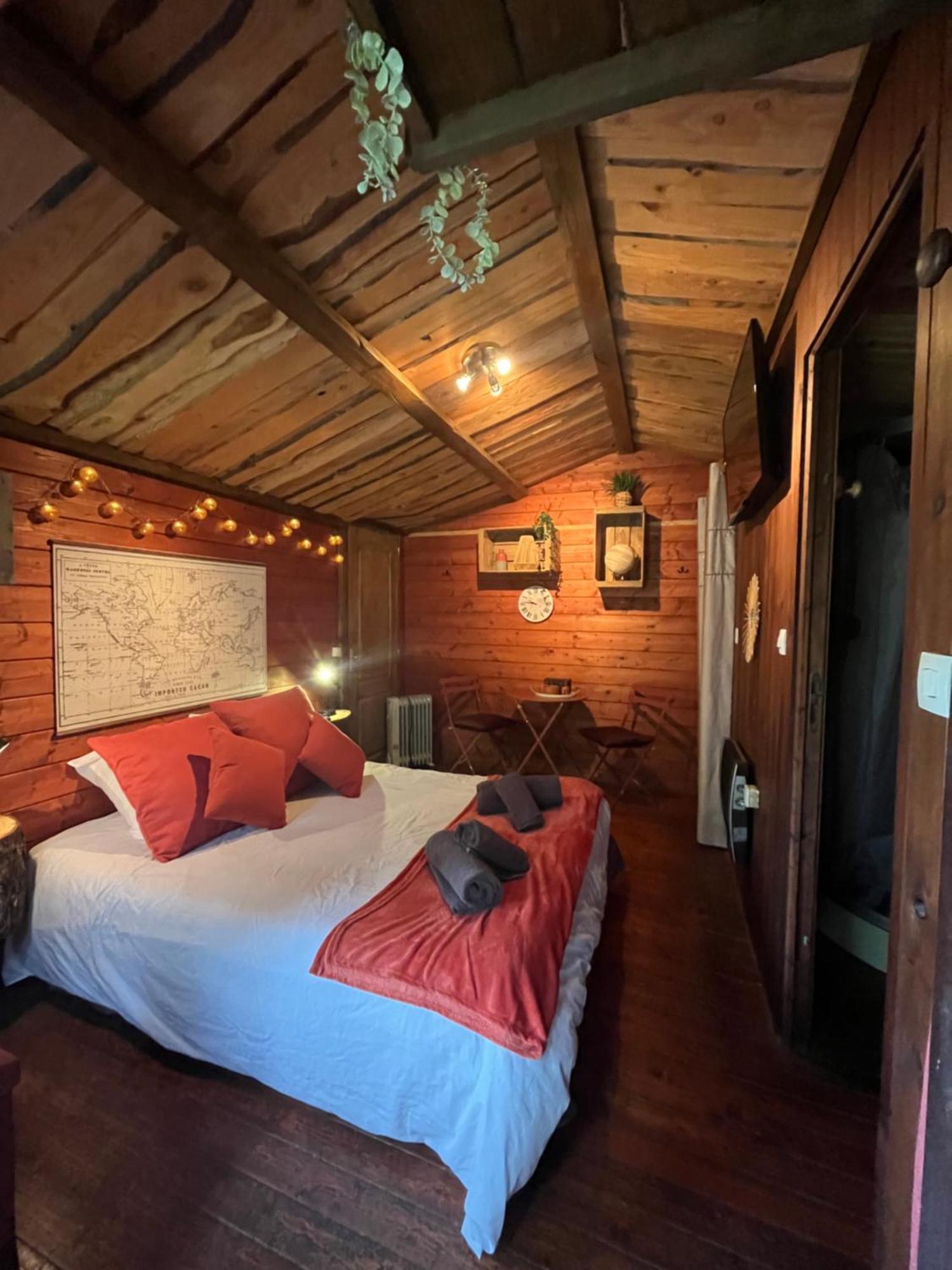 "Le Maloya" Chalets Independants -Chambre Balneo - Relais Motards Lacaune Zewnętrze zdjęcie
