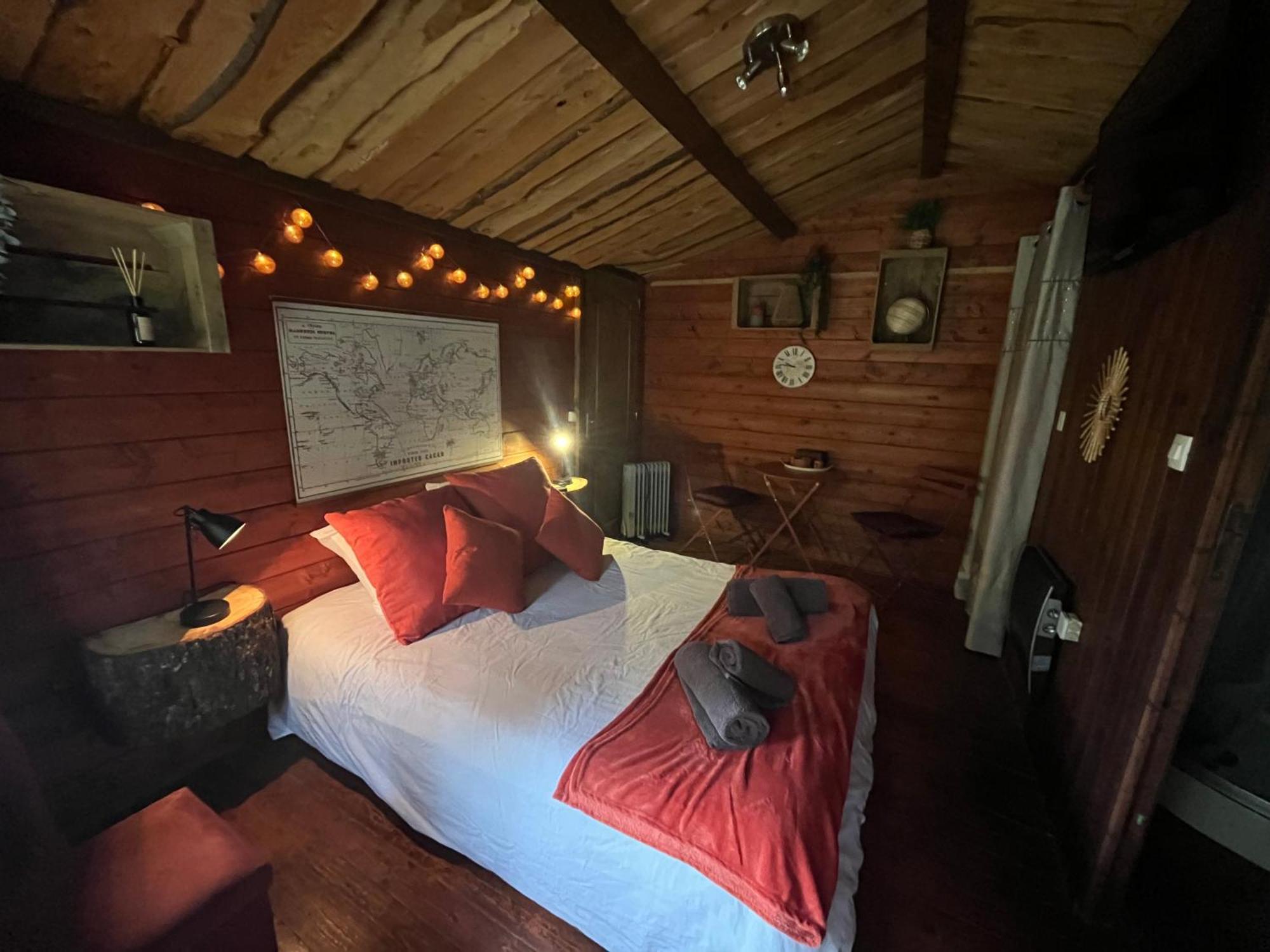 "Le Maloya" Chalets Independants -Chambre Balneo - Relais Motards Lacaune Zewnętrze zdjęcie
