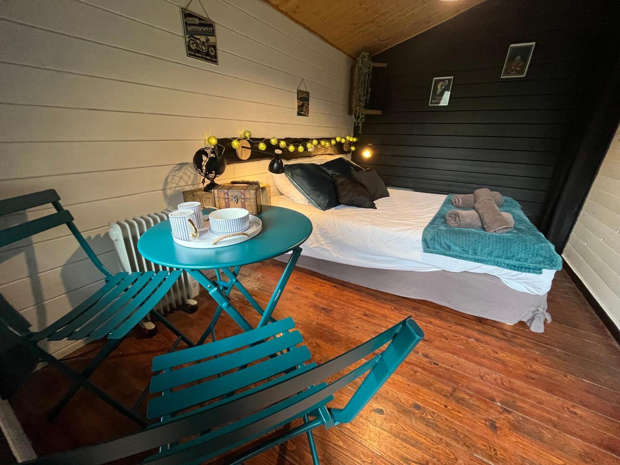 "Le Maloya" Chalets Independants -Chambre Balneo - Relais Motards Lacaune Zewnętrze zdjęcie